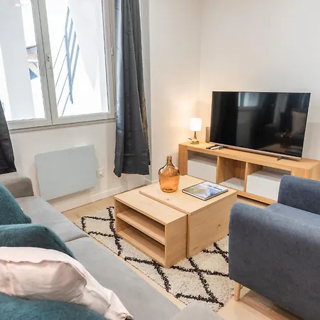 Appartamento Charming House - 6 Guests - Buttes Chaumont Parc