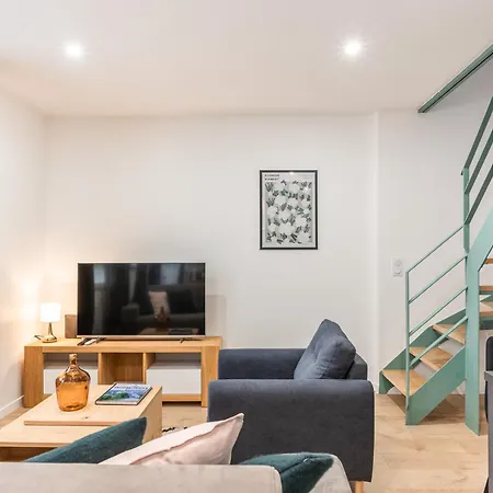 Charming House - 6 Guests - Buttes Chaumont Parc Parigi